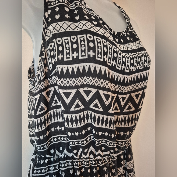🖤 Divided by H&M - Midi Dress – Size 8 - Picture 4 of 11